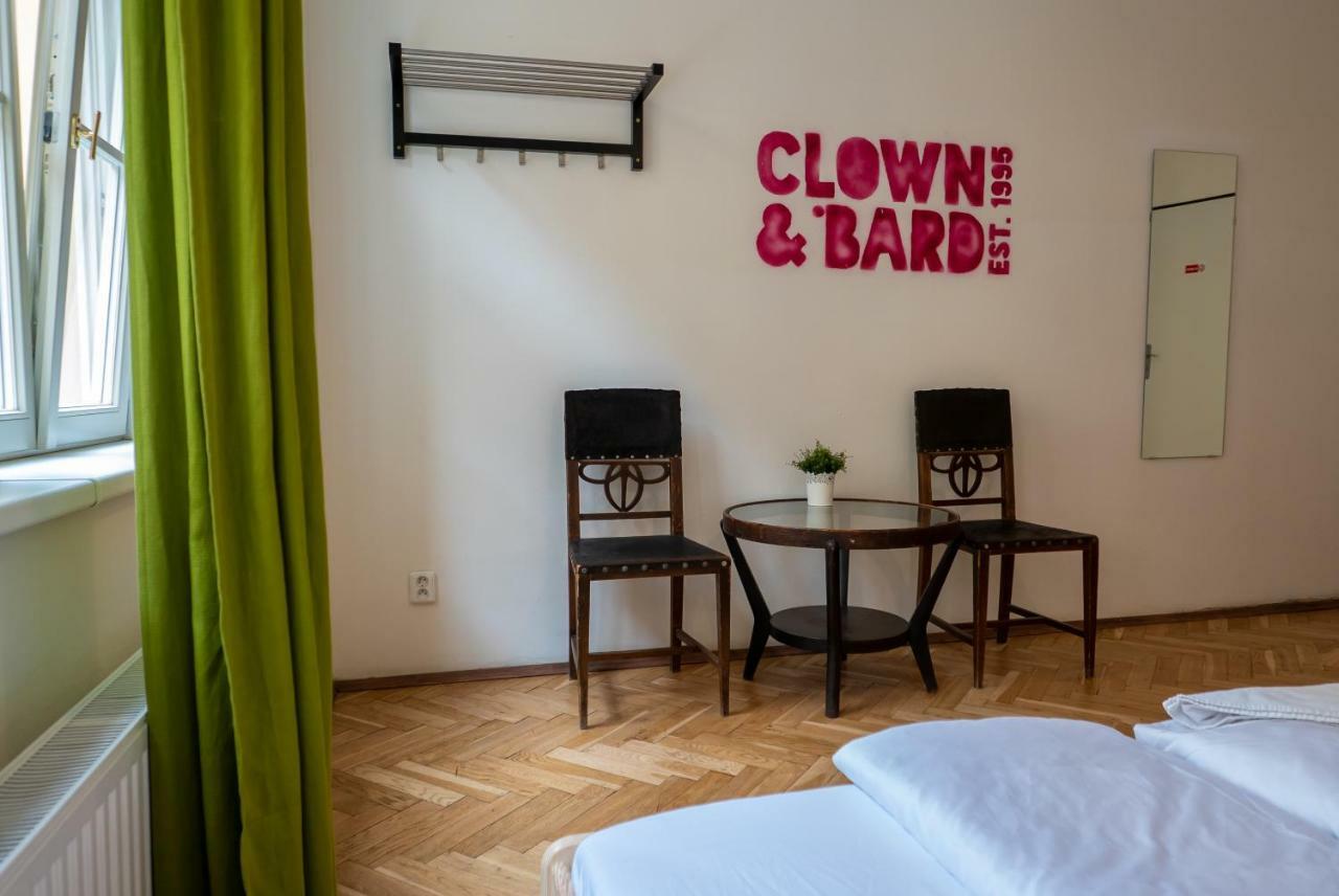 Double or Twin Room Private Bathroom