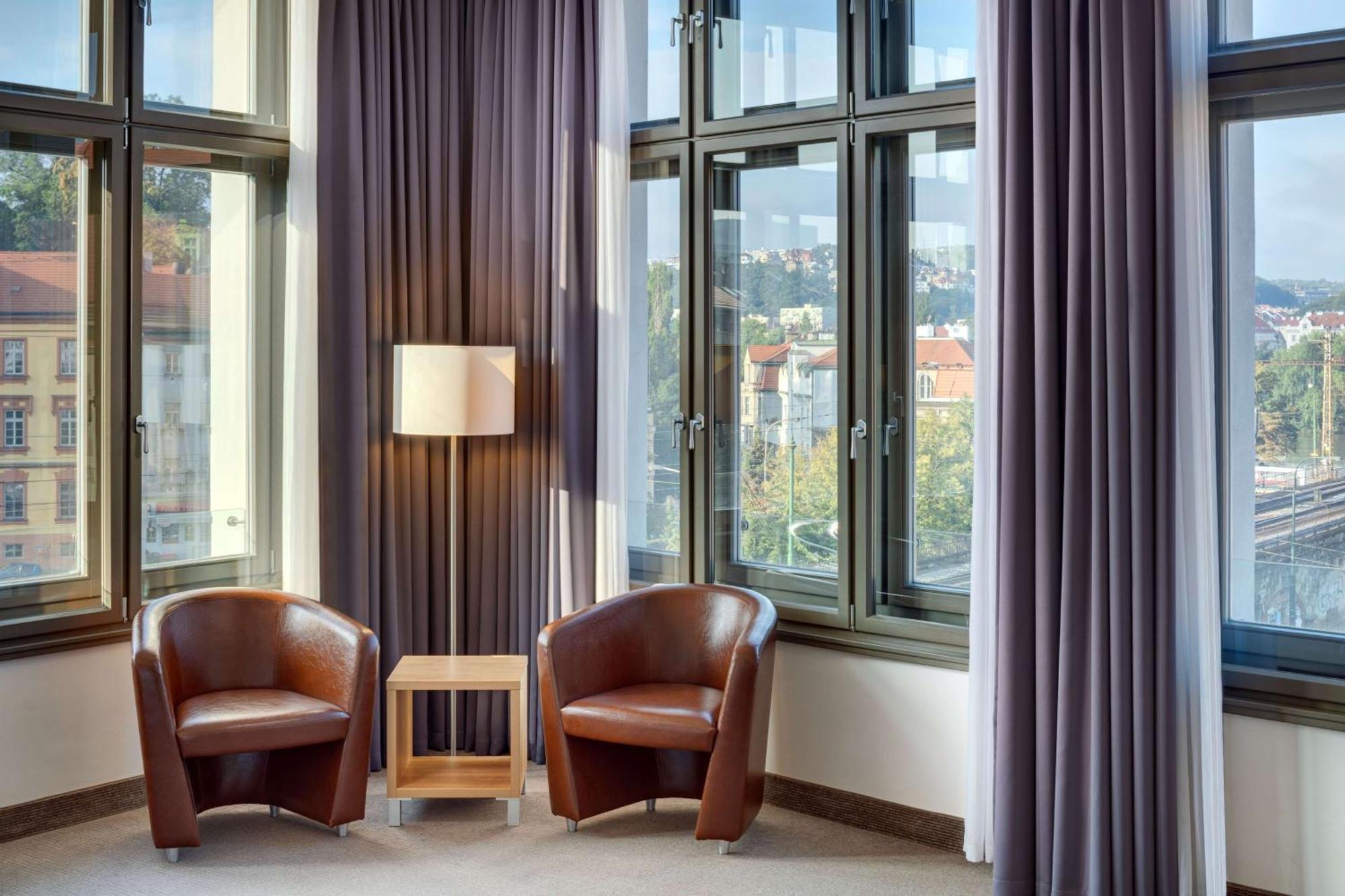 Superior Double or Twin Room,942391885:JPEG