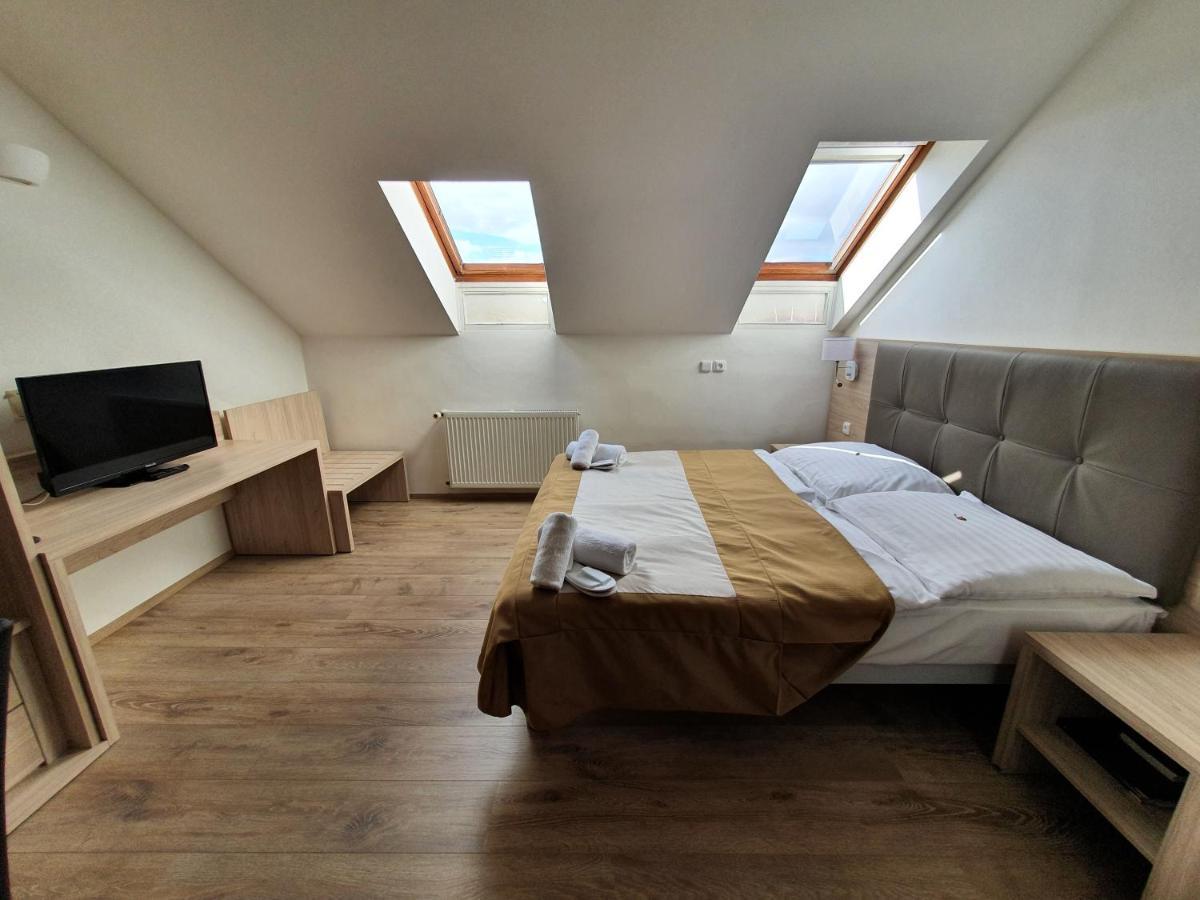 Superior Single Room