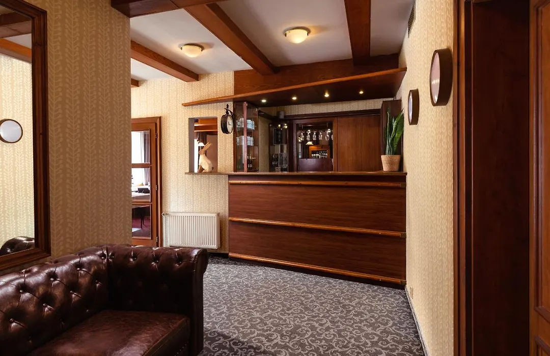Prague Hotel Carl-Inn L Restaurant & Parking-1