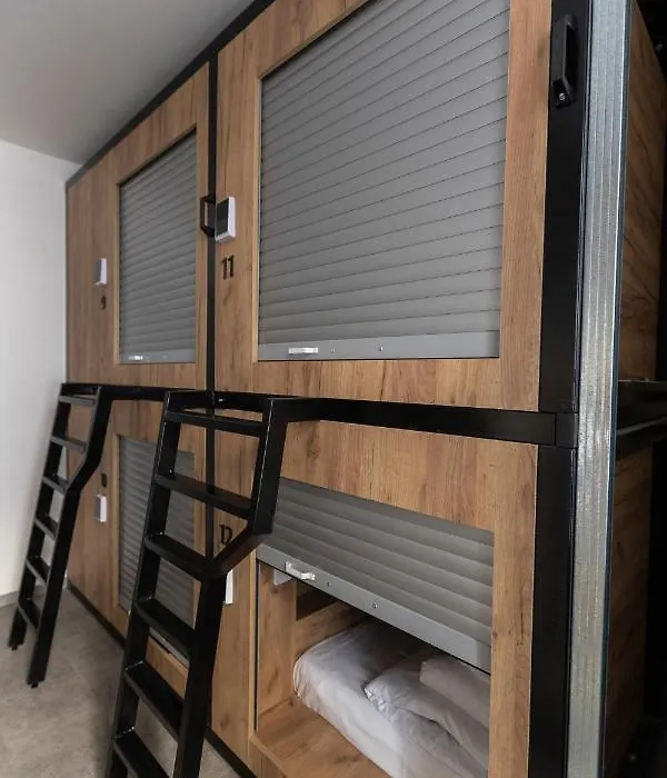 Capsule Hostel Andel Centre Spirit-1