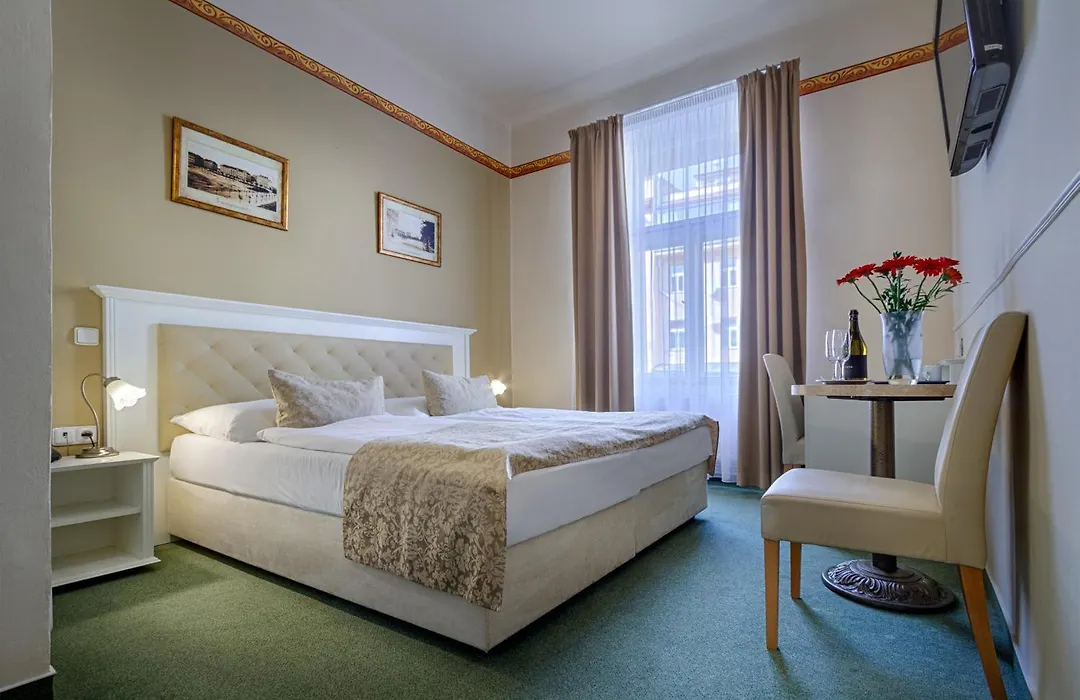 Hotel Taurus-1