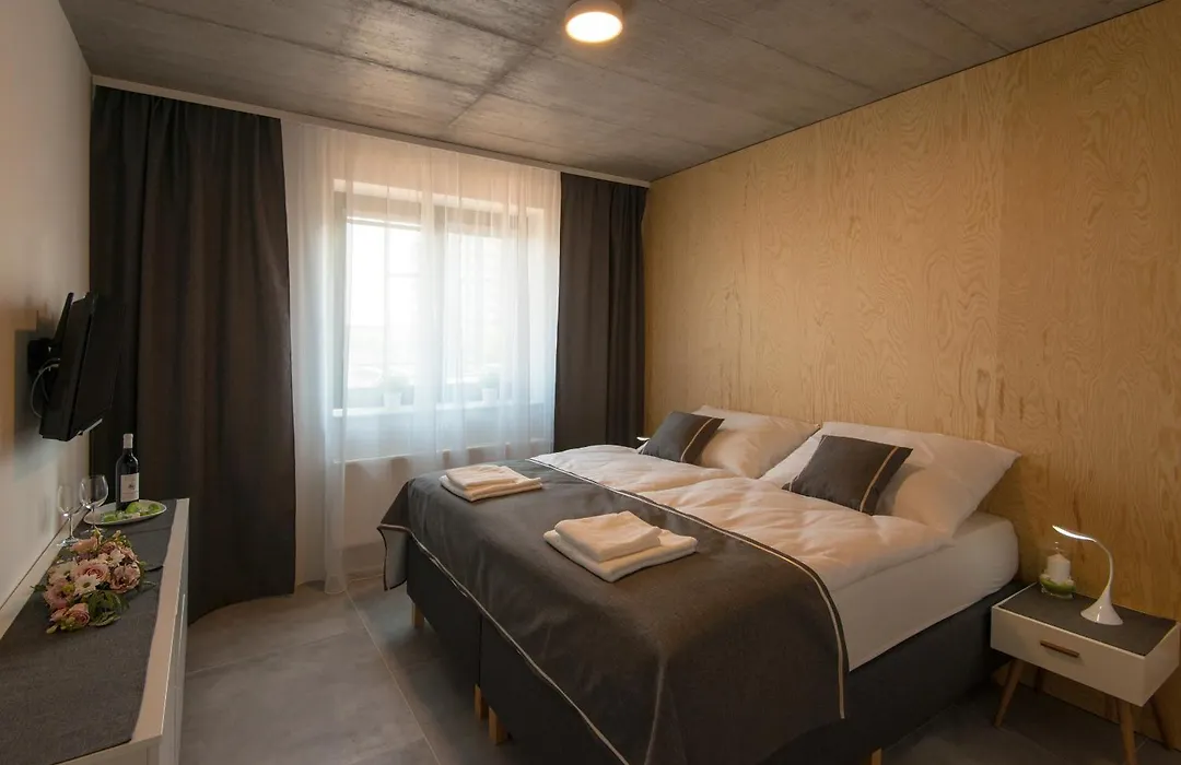 Residence Trafick-1