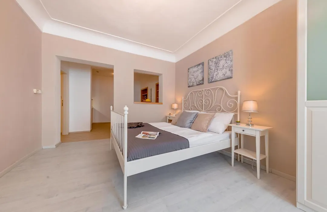 King'S Road Residence-1