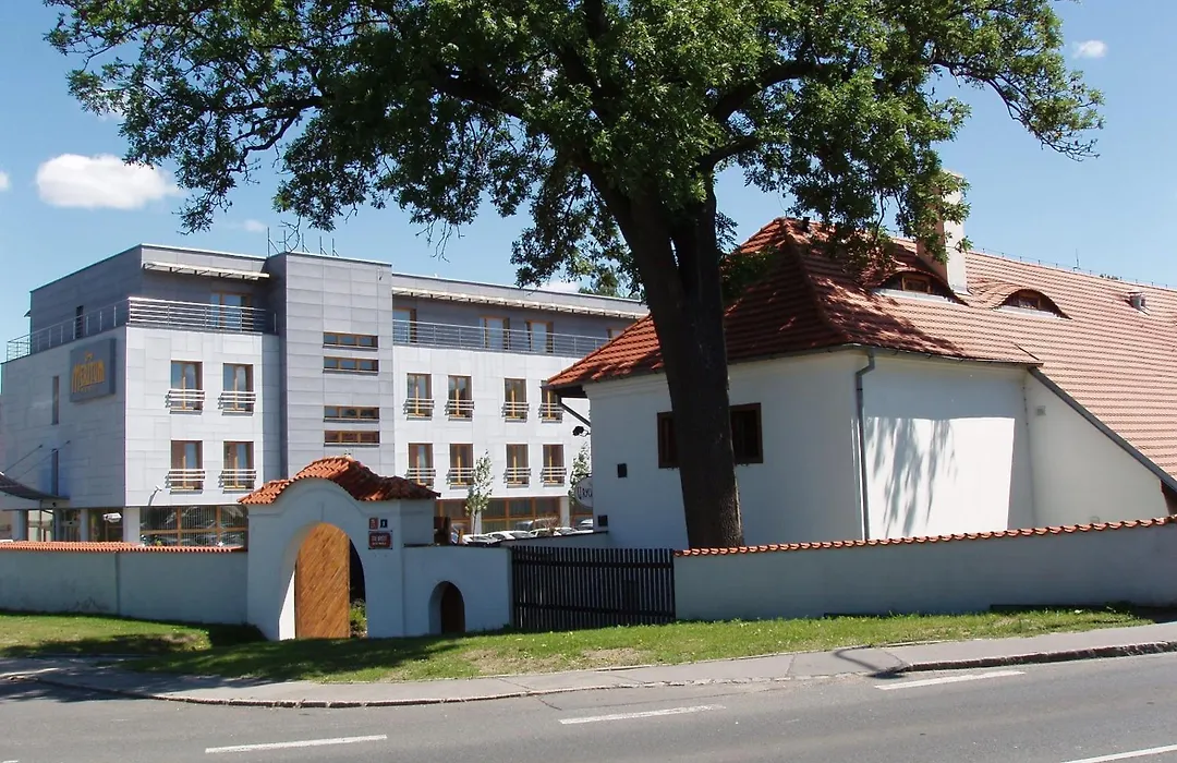 Hotel Meritum-1