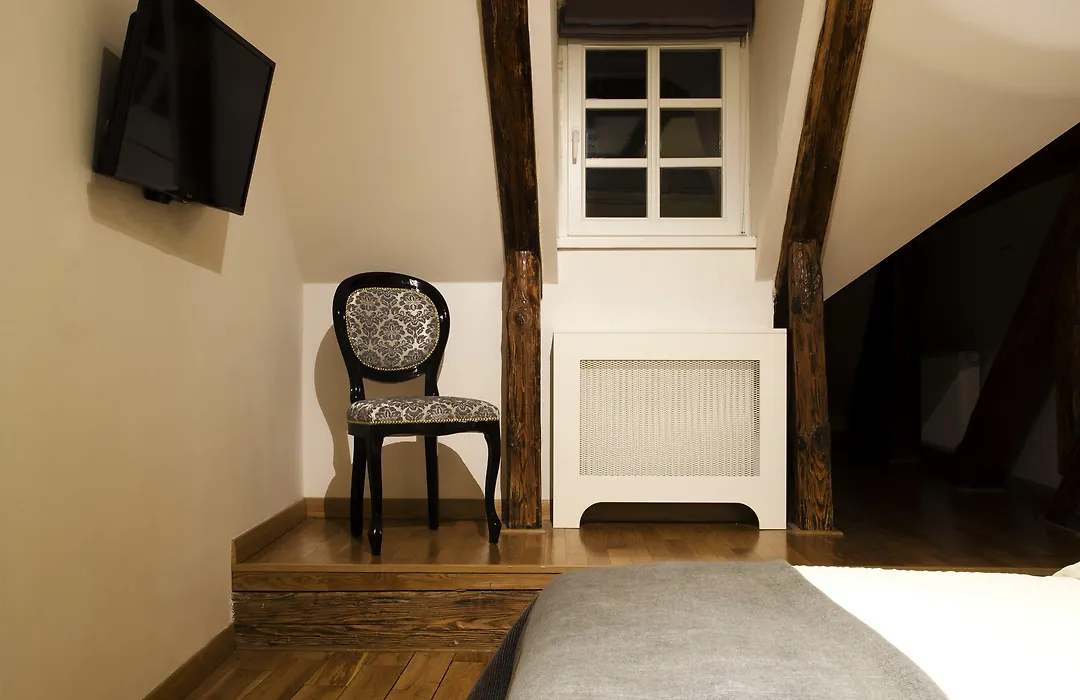 Dolce Vita Suites Boutique-1