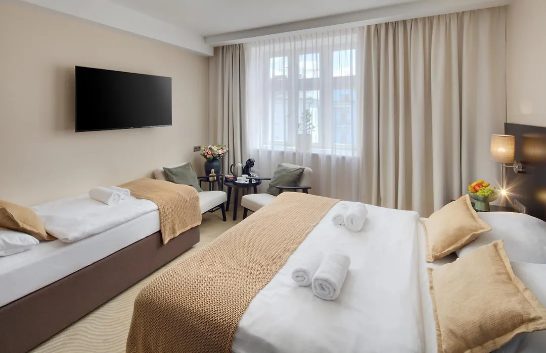 Wenceslas Hotel&Apartments-1