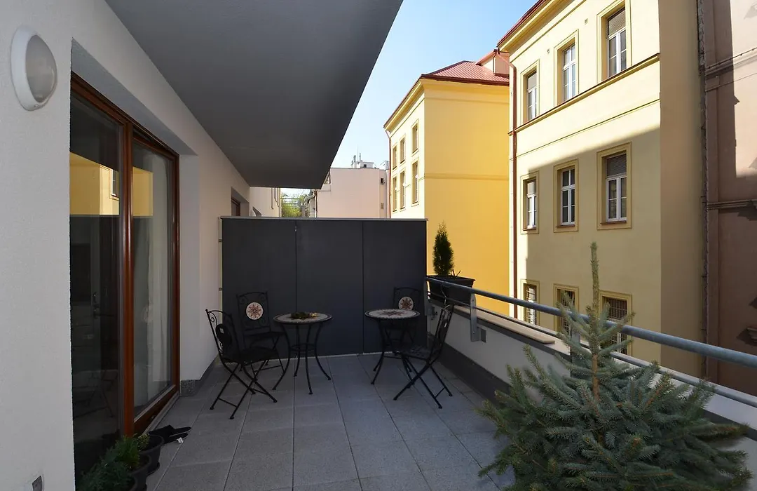 Apartman Mozartova-1