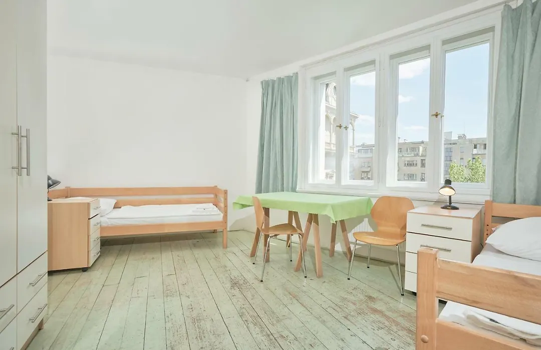 Hostel Mikolase Alse-1