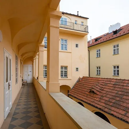 Mostecka Apartment-3