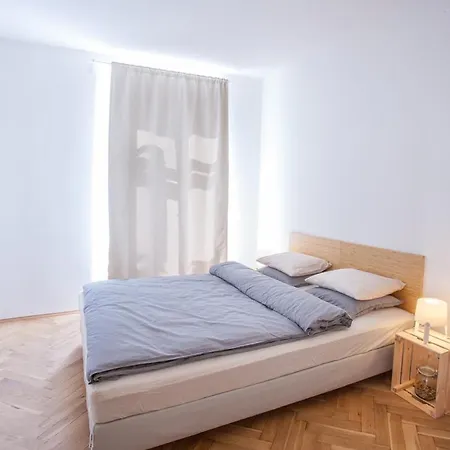 Rezidence Rumunska-2