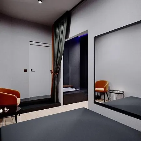 Mini Hotel Loft-3