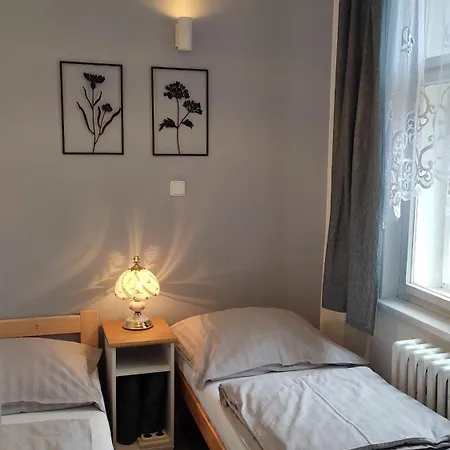 Atmospheric Quiet Apartment-3