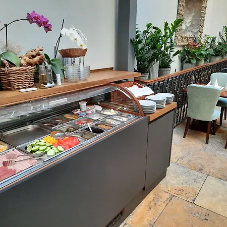 Antik Hotel Prague-2