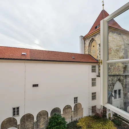 Lazenska N4 Residence-3