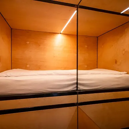 Sophie'S Hostel-2