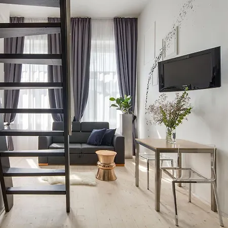 Holeckova Apartments-2