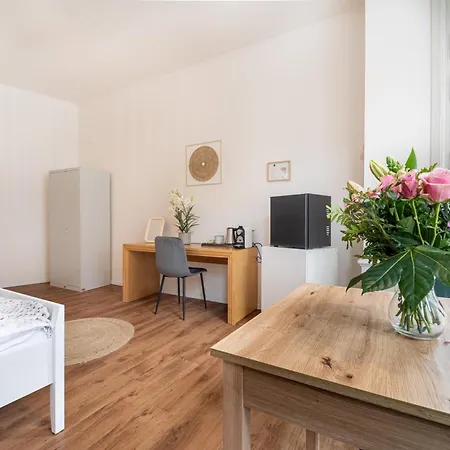 Celine Prague Luxury Hostel-2