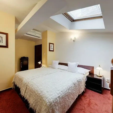 Louren Hotel-3