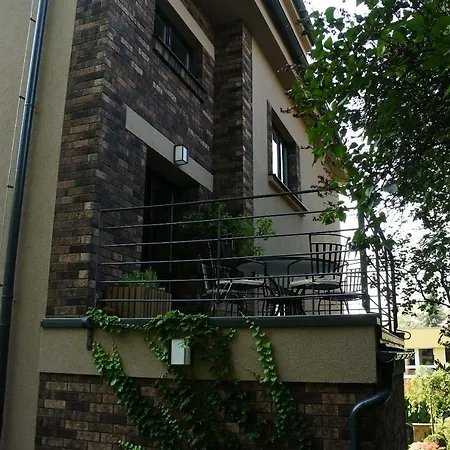 Apartman V Zahrade Praha Troja - Apartment In The Garden Prague Troja-2