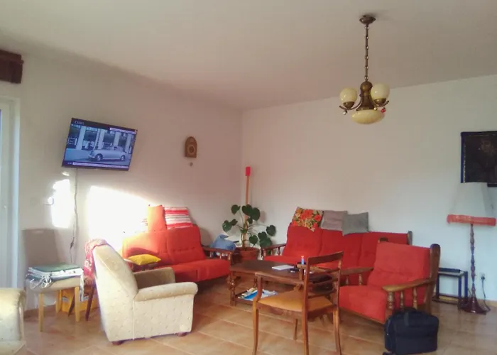 Pension Charlie Retro-Modern Design Prag