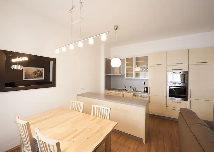 Downtown Suites Kodanska Praga