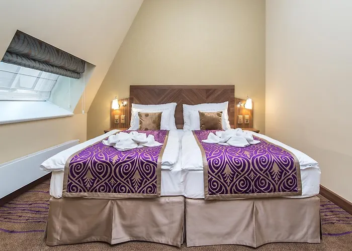 Boutique Merchants Crown Suites And Spa Praga