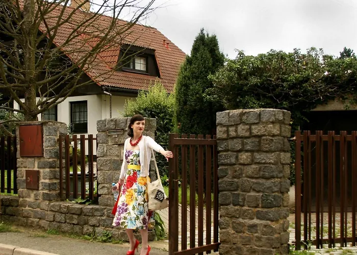 Conifer Cottage IdyllicPrag